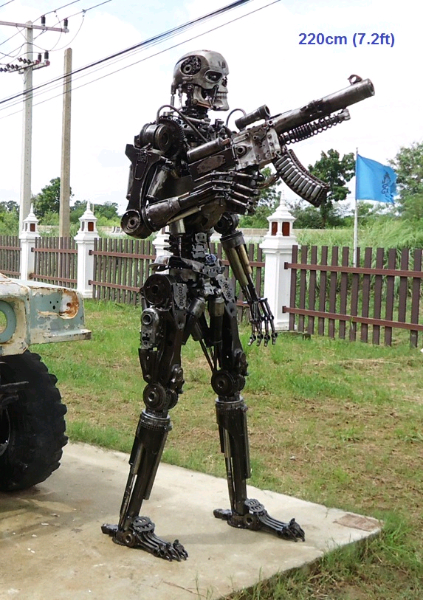 terminator-figure-statue-sculpture-full-life-size-scrap-metal-art-for-sale-13.jpg
